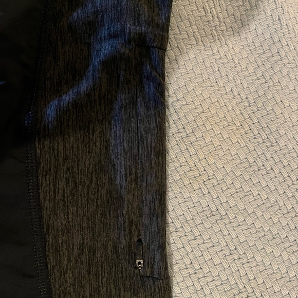 Lole shorts - Picture 2 of 4